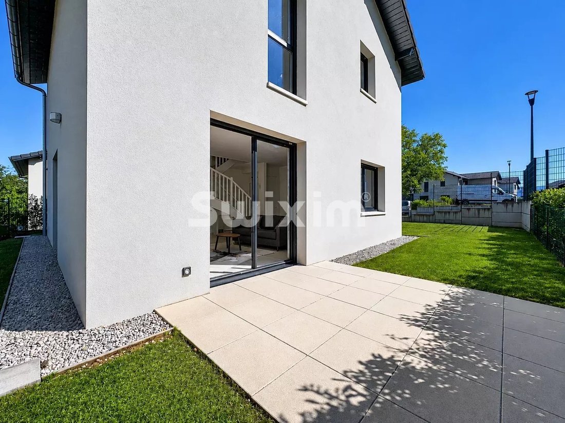 House in Crozet, Auvergne-Rhône-Alpes, France 3 - 16411506