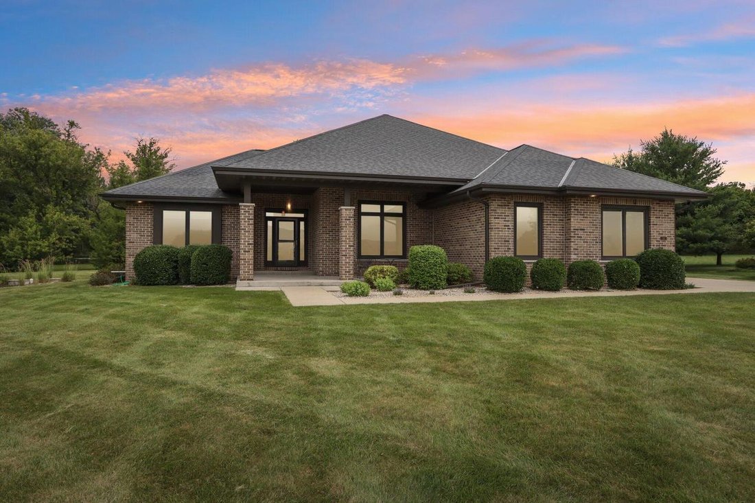 House in North Prairie, Wisconsin, United States 1 - 18329953