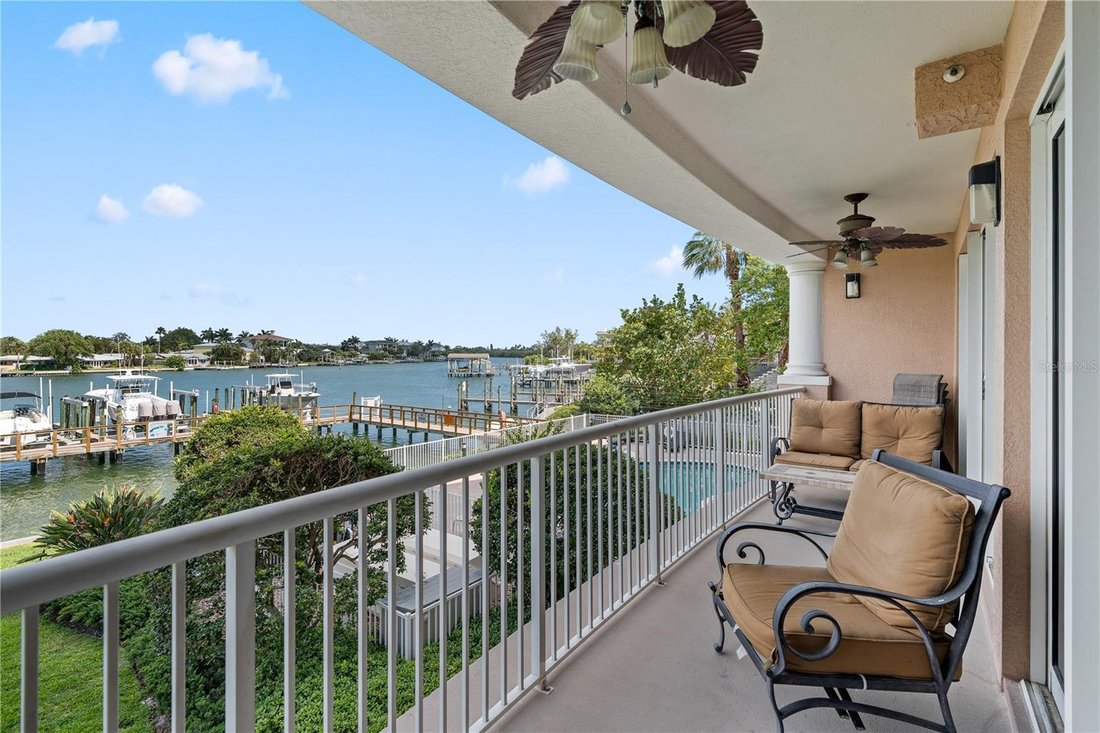 Condominio a St. Pete Beach, Florida, Stati Uniti 1 - 18327333