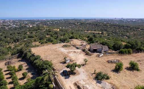 Land in Ferreiras, Algarve, Portugal 1