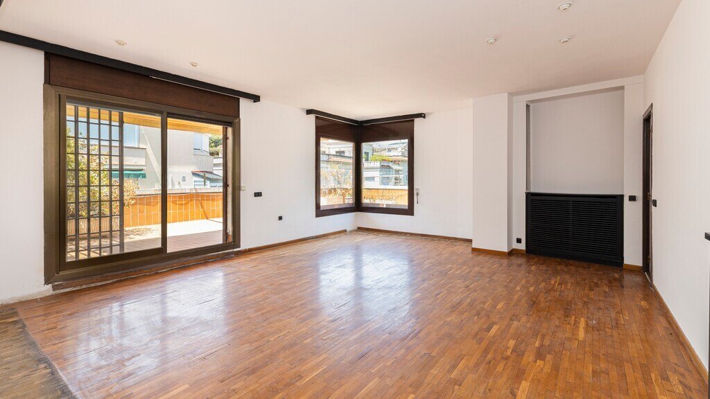 Apartment in Sarrià-Sant Gervasi, Barcelona, Spain 4 - 18331115