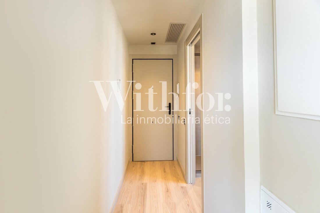 Penthouse in Eixample, Barcelona, Spain 3 - 18300275