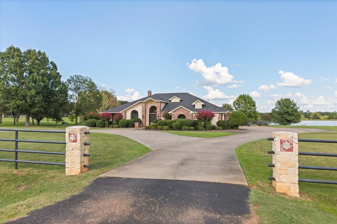 House in Longview, Texas, United States 3 - 18329015