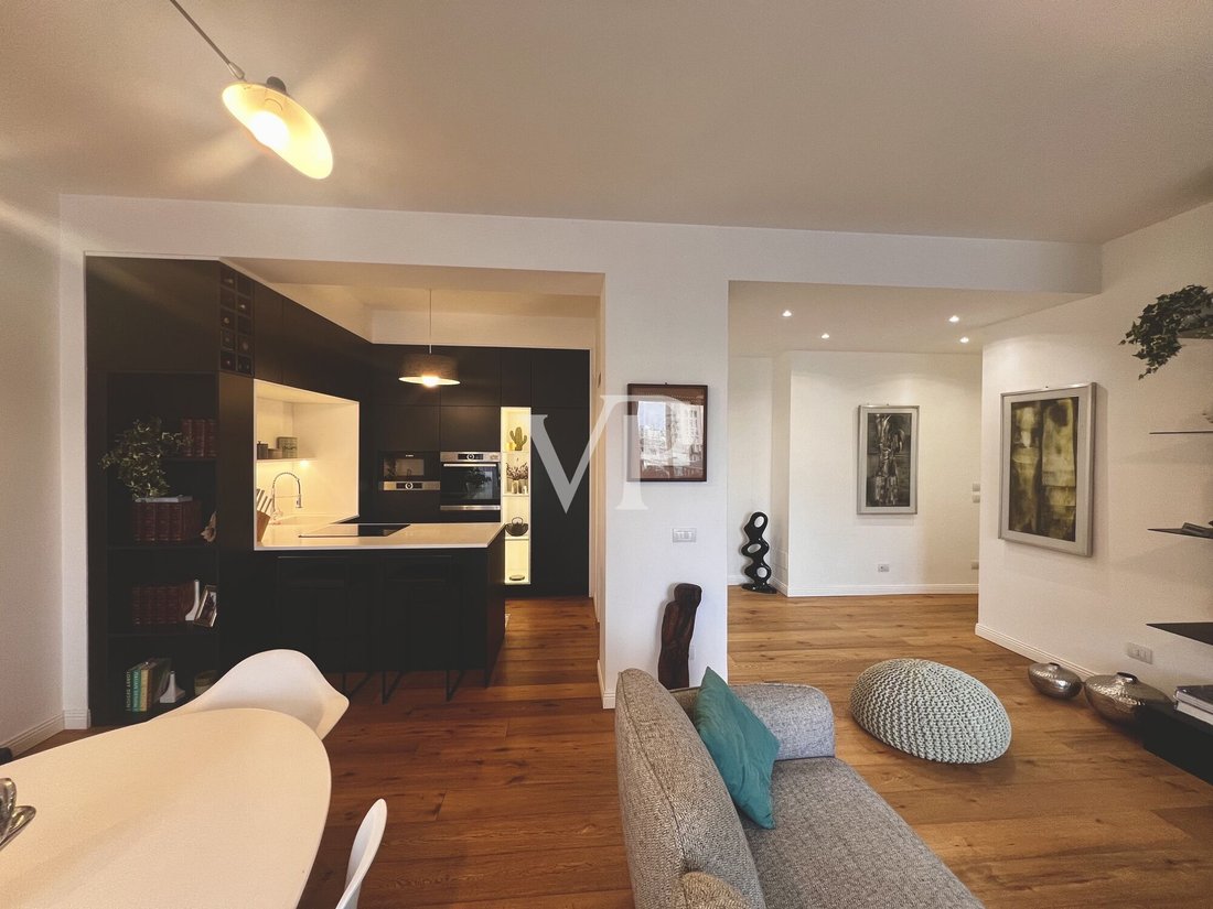 Apartment in Centrale, Milan, Italy 3 - 18327891
