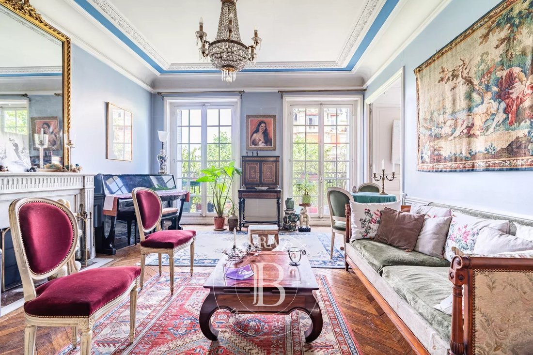 Apartment in Champerret-Berthier, Paris 17e Arrondissement, Paris 3 - 18327802