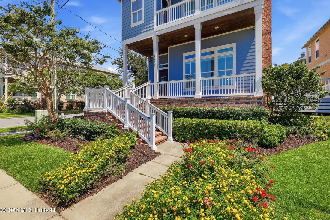 House in Gulfport, Mississippi, United States 4 - 18329760