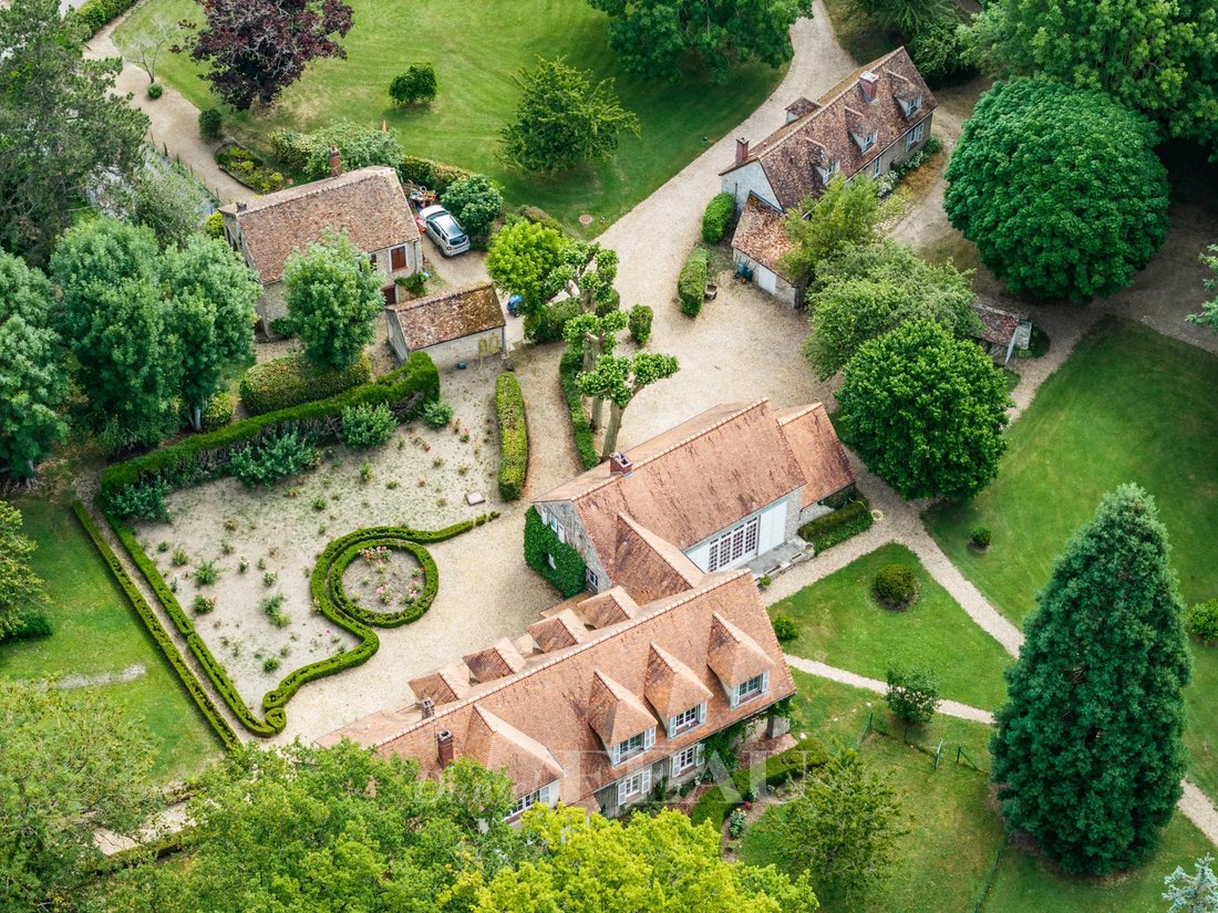 House in Mere, Ile-de-France, France 1 - 18328268