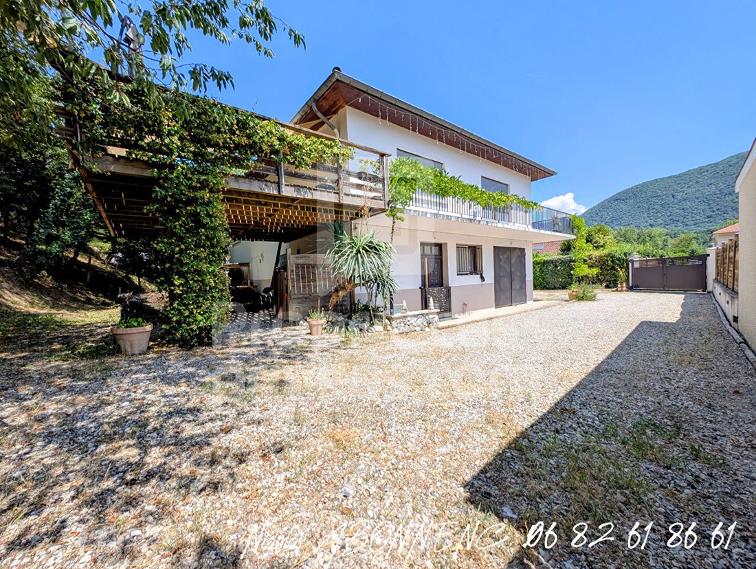 Villa in Centre Ville, Vif, France 2 - 18331981