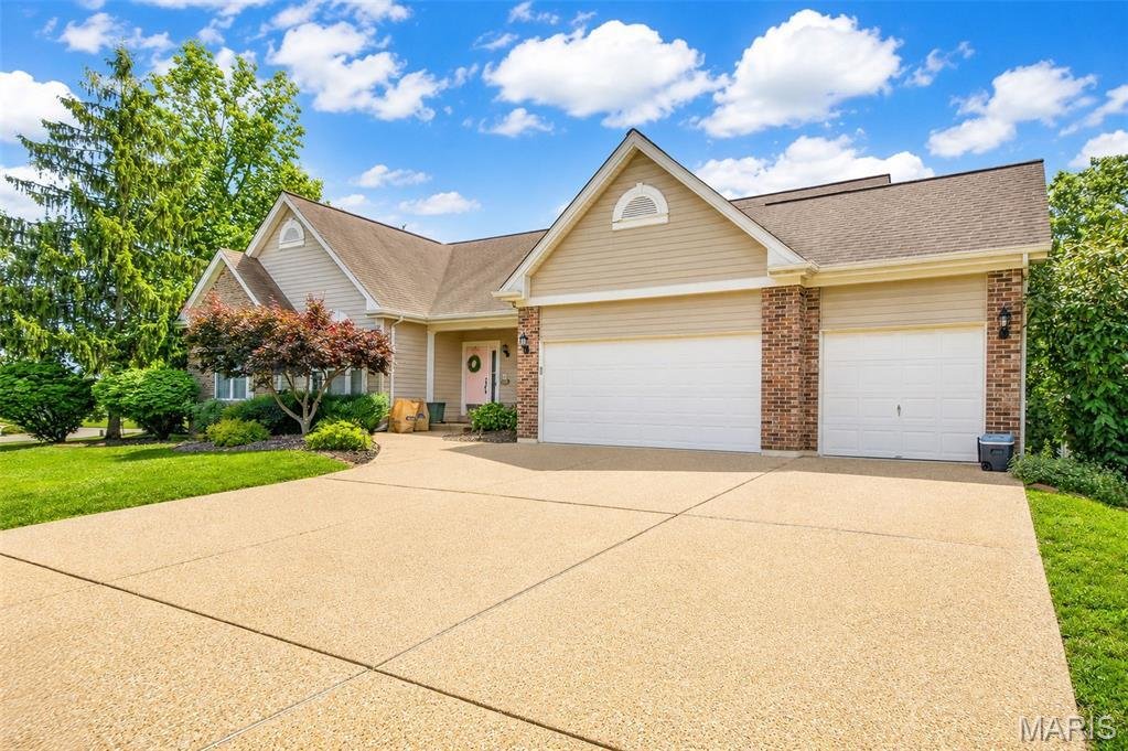 House in O'Fallon, Missouri, United States 3 - 18330670