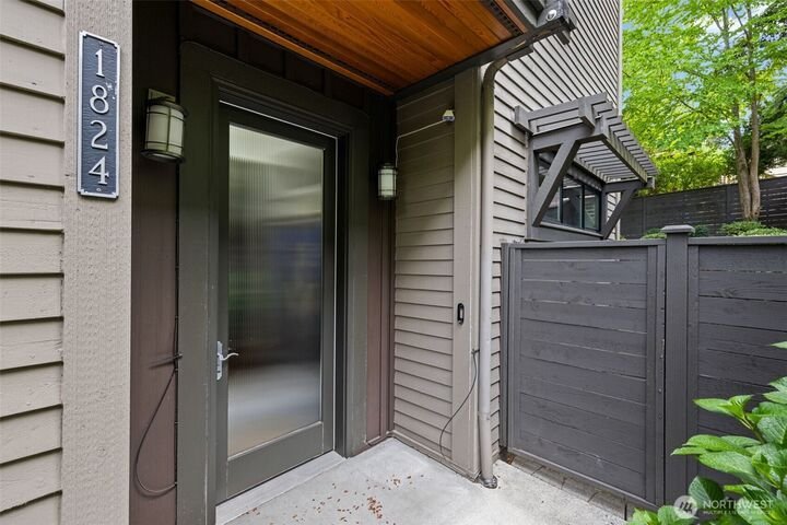 Condo in Kirkland, Washington, United States 3 - 18332501