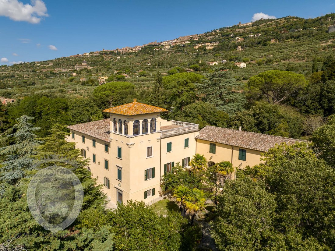 Villa in Center, Cortona, Tuscany 3 - 18329351