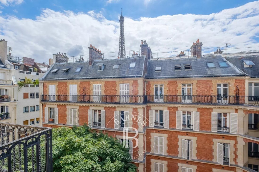 Apartment in Gros Caillou, Paris 7e Arrondissement, Paris 5 - 18326911