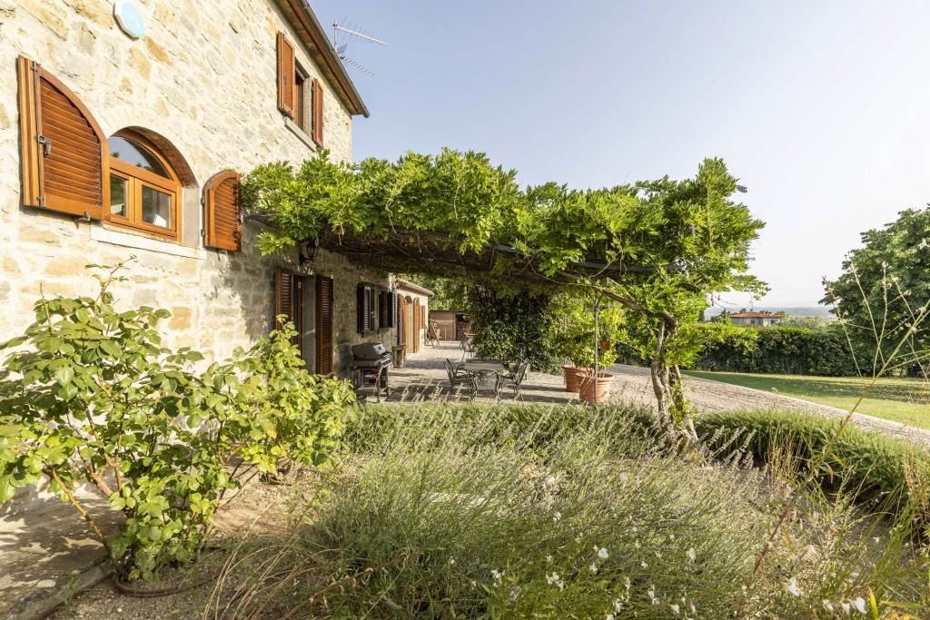 Terontola, Cortona, Tuscany 3 - 18331826