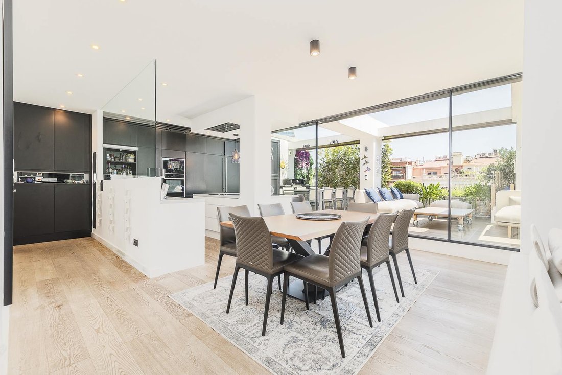 Apartment in Eixample, Barcelona, Spain 5 - 18327979