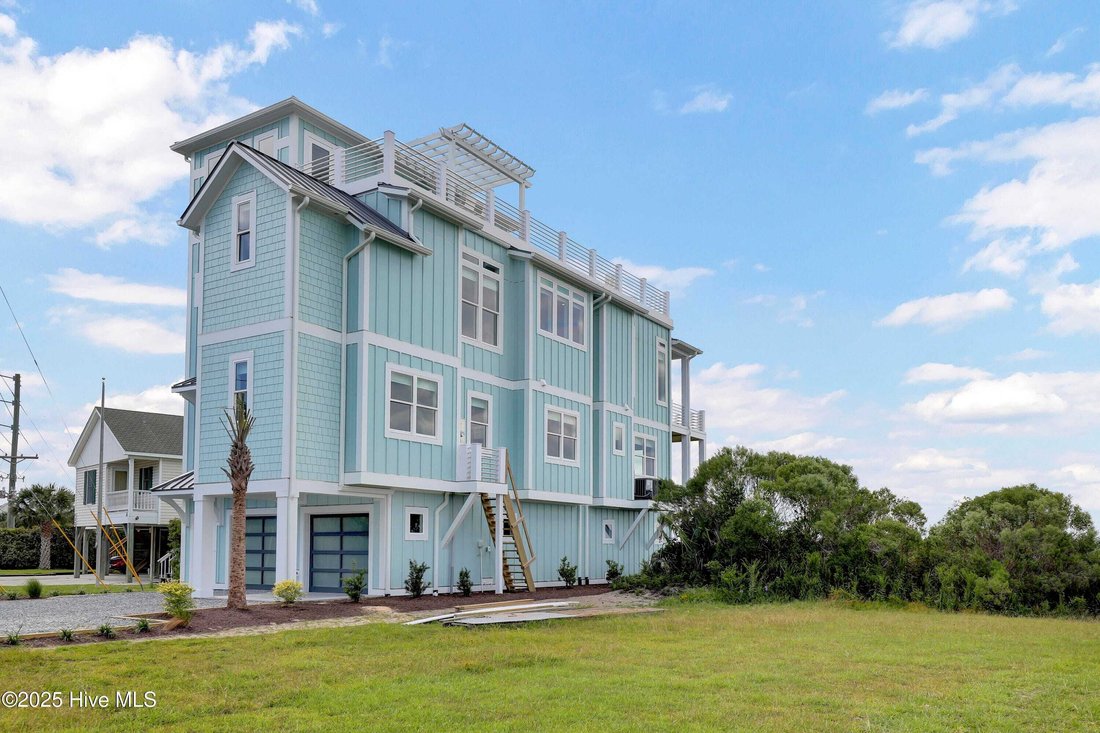 House in Surf City, North Carolina, United States 1 - 17831391