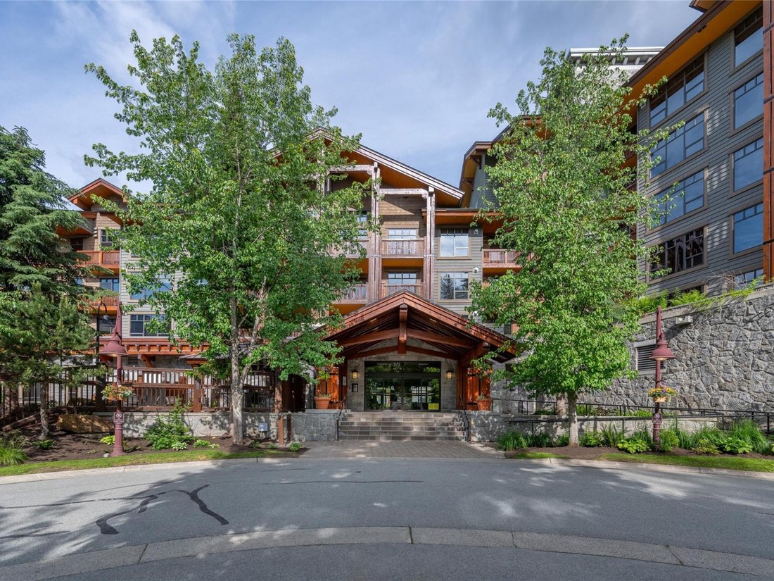 Condo in Whistler, British Columbia, Canada 1 - 18332201