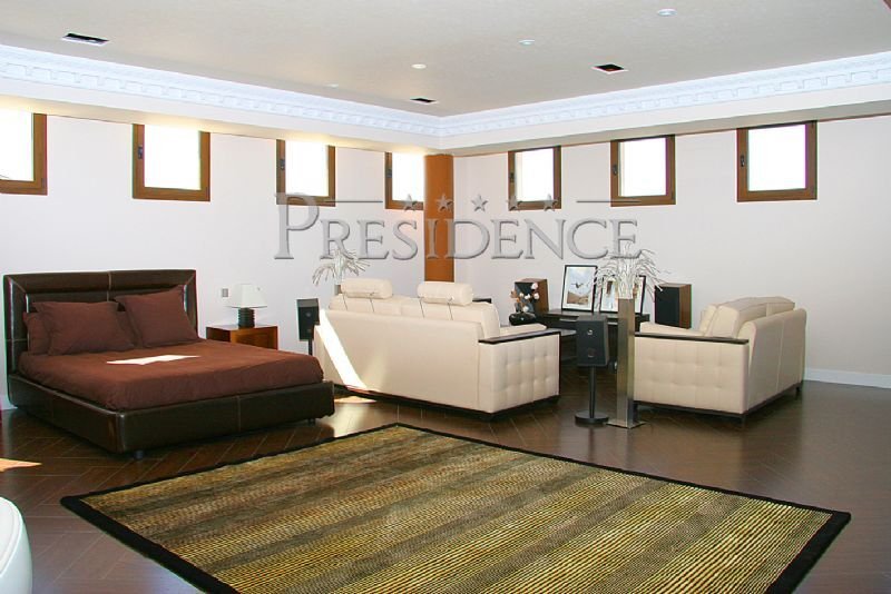 Villa in Las Rozas de Madrid, Comunidad de Madrid, Spain 4 - 18329509