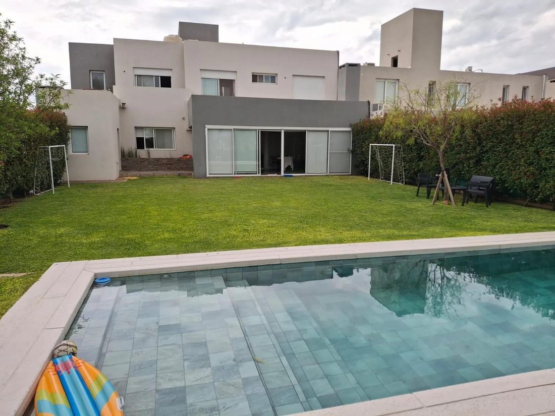 Maison à Córdoba, Córdoba, Argentine 3 - 18328024