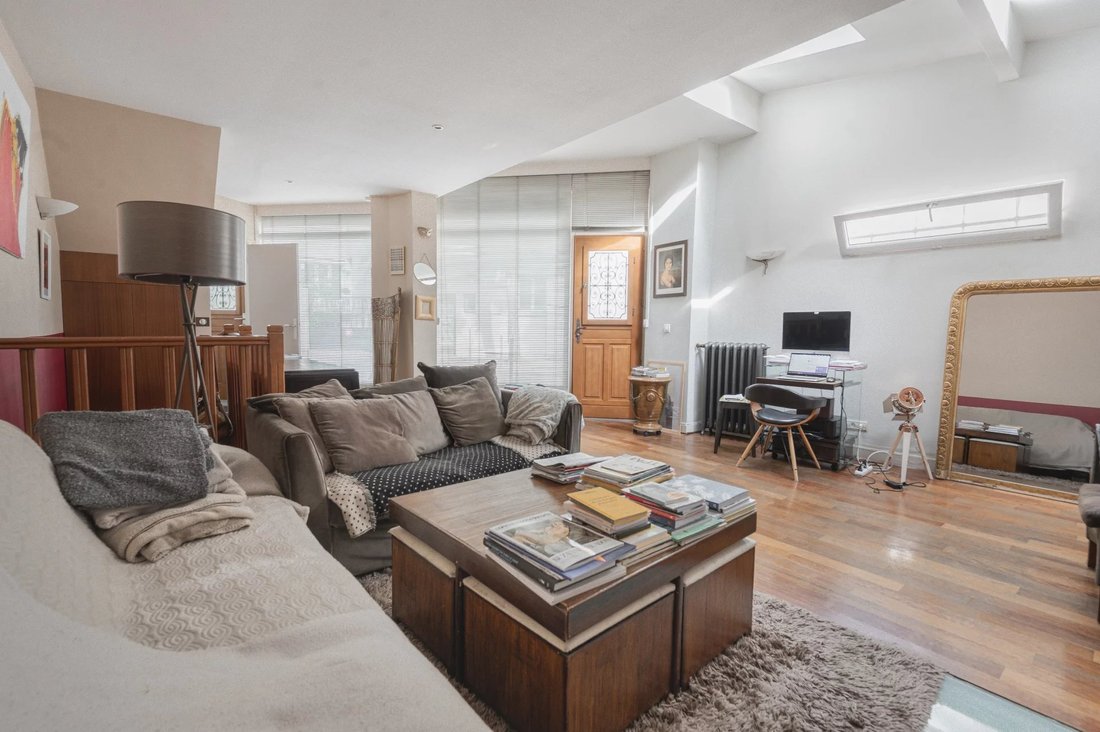 House in Arrondissement of Bobigny, Ile-de-France, France 1 - 18328396