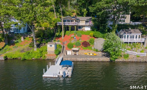 House in Danbury, Connecticut, United States 1