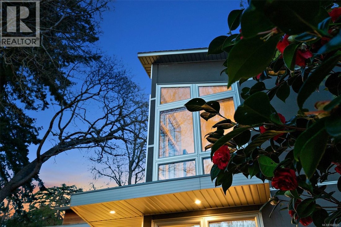 House in Victoria, British Columbia, Canada 5 - 18327737