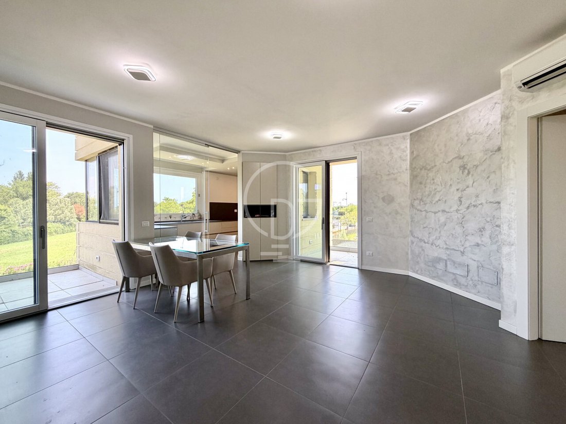 Apartment in Desenzano Centro, Desenzano del Garda, Lombardy 4 - 18332024