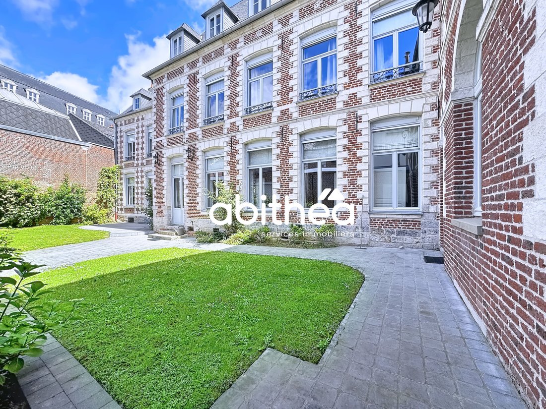 Estate in Prefecture, Arras, France 2 - 18327833
