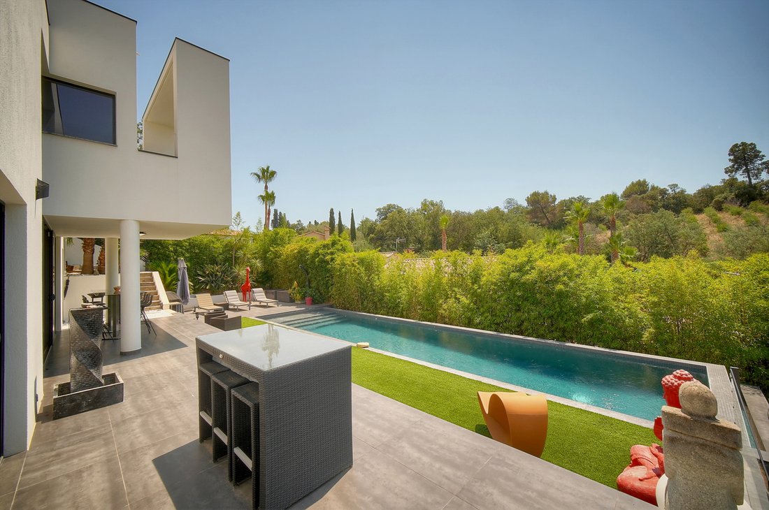 Villa in La Roquette-sur-Siagne, Provence-Alpes-Côte d'Azur, France 5 - 18321338