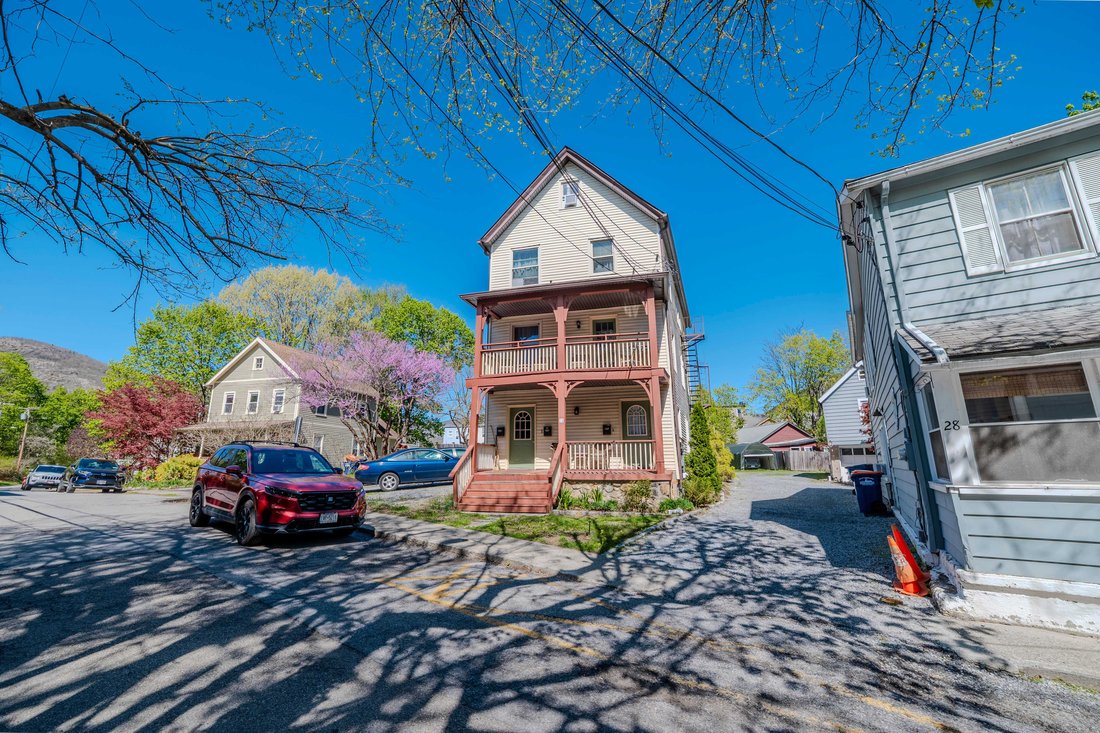 Cold Spring, New York, United States 2 - 17801433