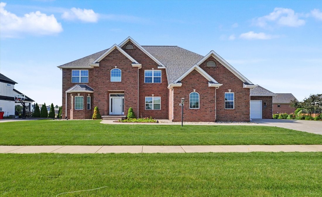 House in Savoy, Illinois, United States 1 - 18330195