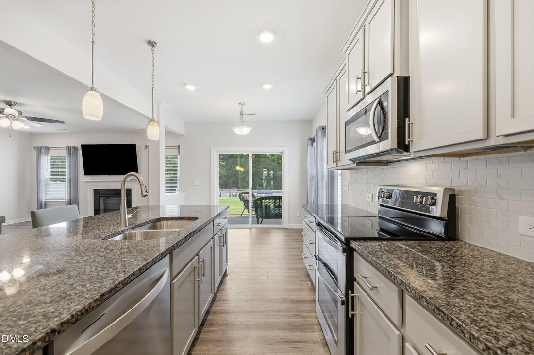 House in Lillington, North Carolina, United States 5 - 18327434
