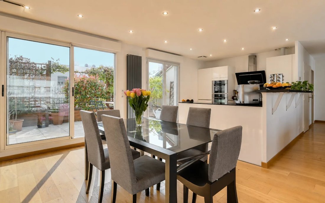 Apartment in Perralière, Lyon, Auvergne-Rhône-Alpes 1 - 17389022