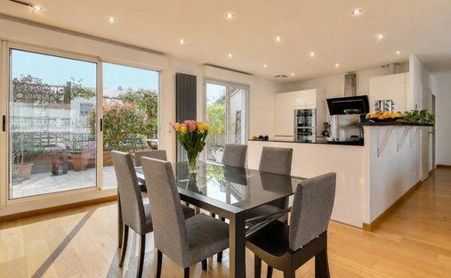Apartment in Perralière, Lyon, Auvergne-Rhône-Alpes 1