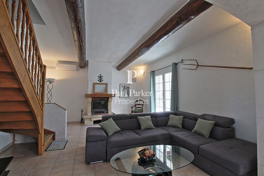 Villa in Saint-Rémy-de-Provence, Provence-Alpes-Côte d'Azur, France 3 - 18217797