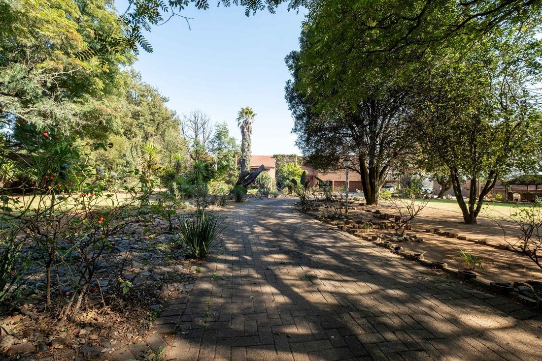 House in Glen marais, Gauteng, South Africa 1 - 18328547