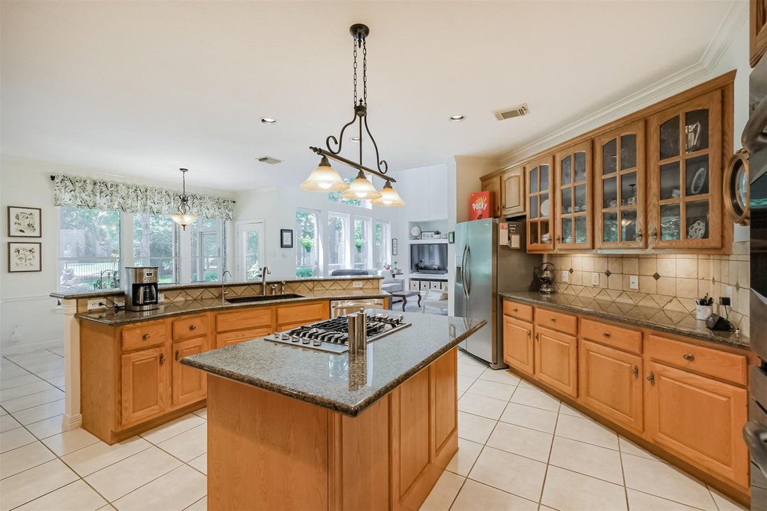 House in Houston, Texas, United States 5 - 18327655