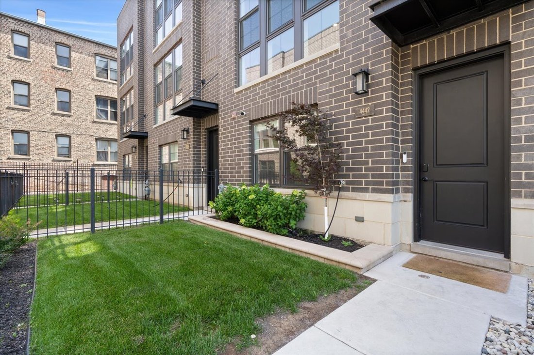 Townhouse in Chicago, Illinois, United States 2 - 18330090