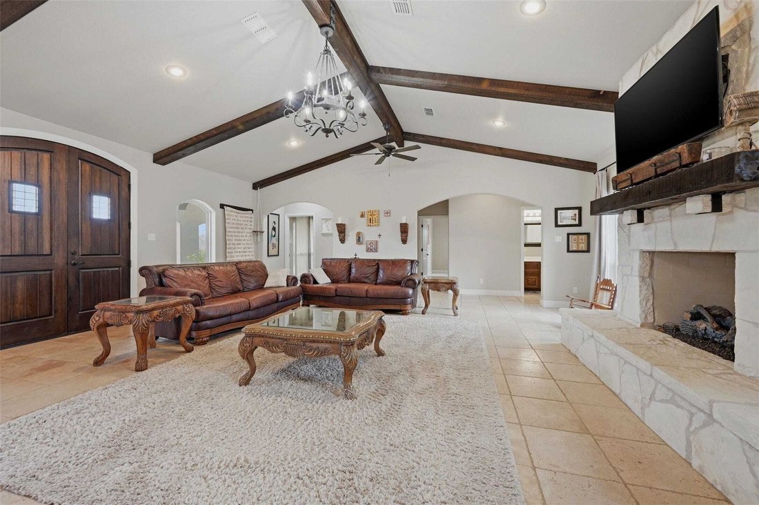 House in Bells, Texas, United States 3 - 17402772