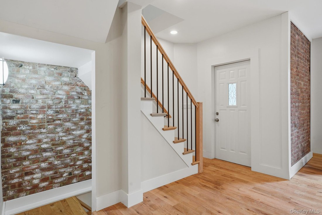 House in Beacon, New York, United States 4 - 18327478