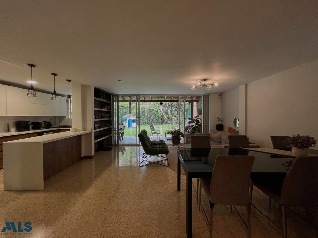 House in Medellín, Antioquia, Colombia 3 - 18327573
