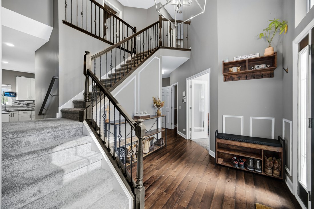 House in Algonquin, Illinois, United States 4 - 18330606
