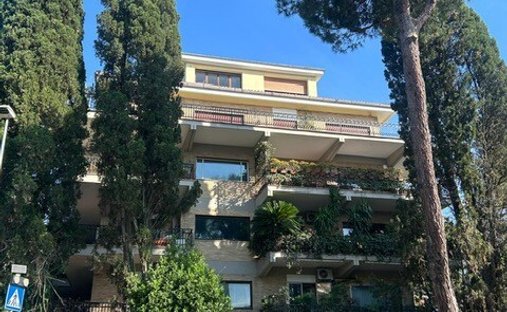 Appartamento a Cortina d'Ampezzo - Farnesina, Roma, Lazio 1