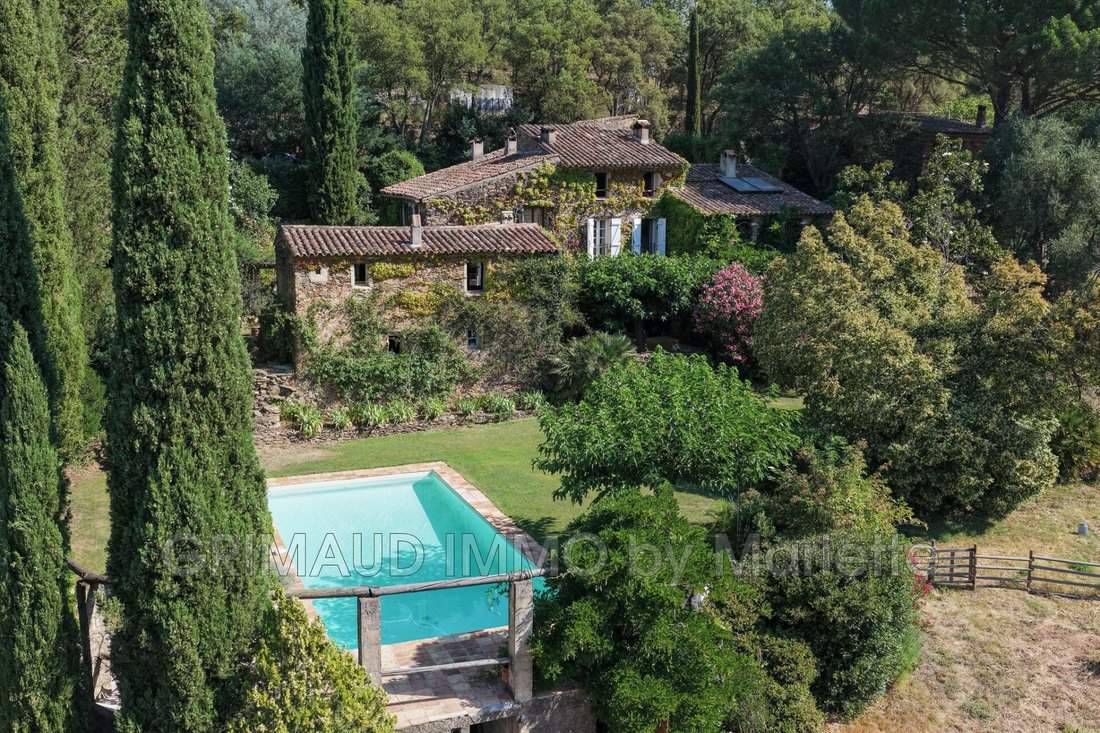 Villa in La Garde-Freinet, Provence-Alpes-Côte d'Azur, France 1 - 18328103
