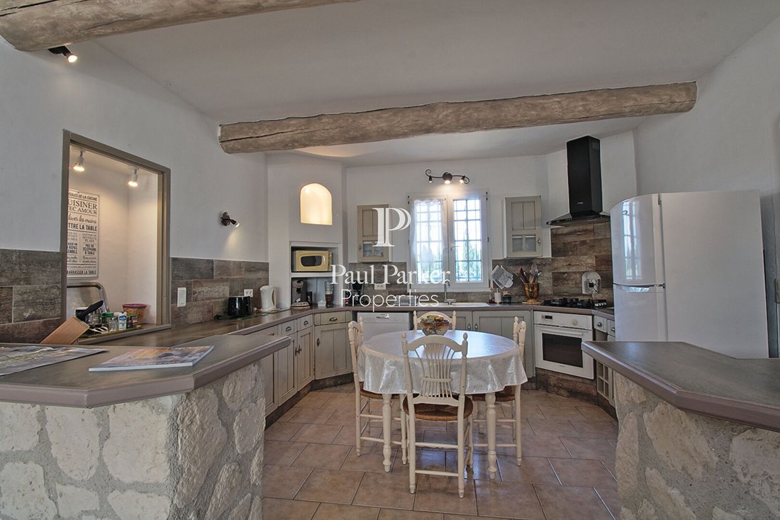 Villa in Saint-Rémy-de-Provence, Provence-Alpes-Côte d'Azur, France 5 - 18217797