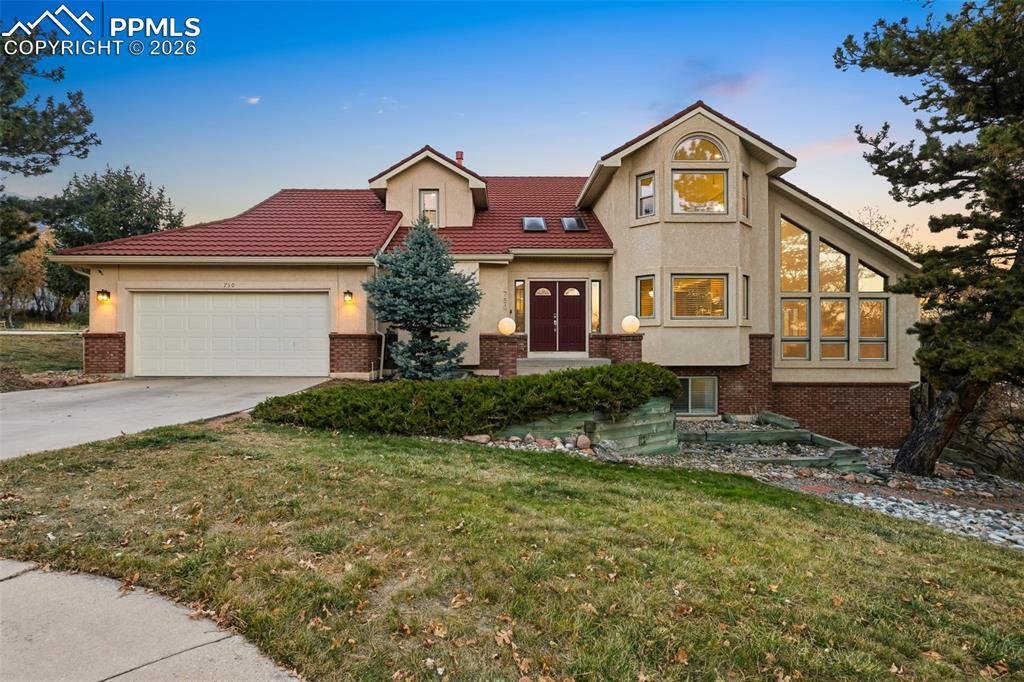 House in Colorado Springs, Colorado, United States 2 - 17464540