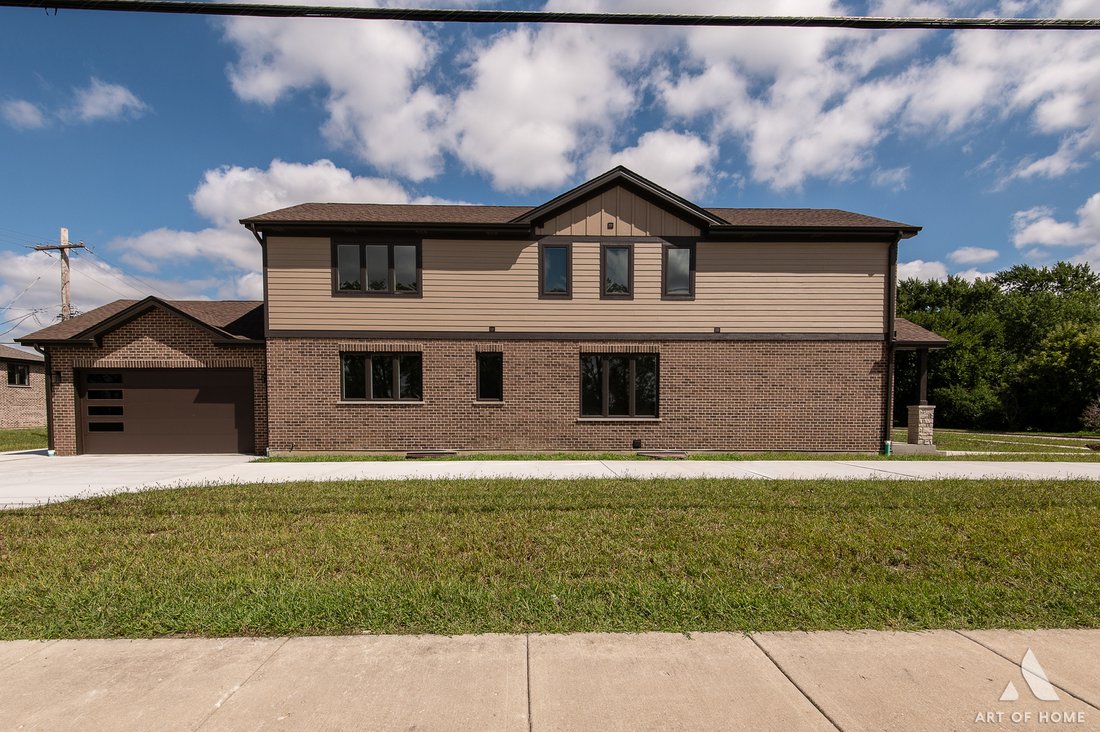 House in Bridgeview, Illinois, United States 5 - 18330101