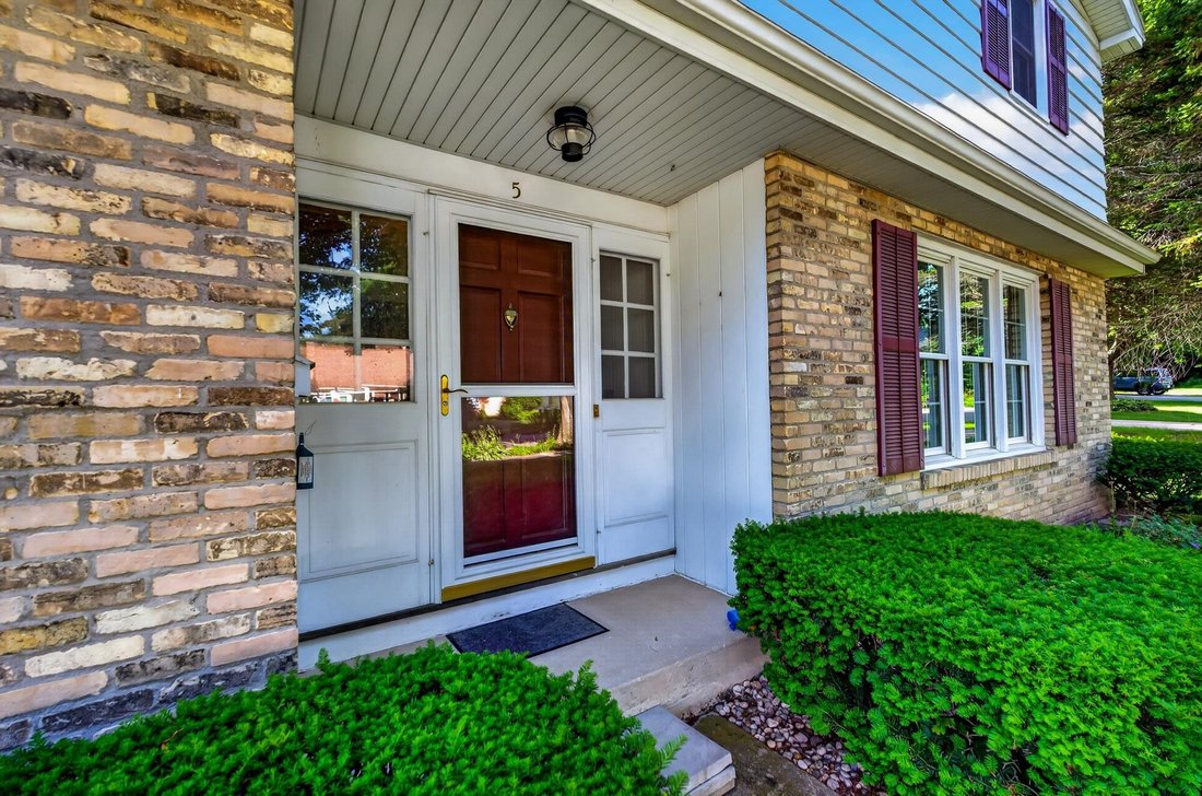 House in Madison, Wisconsin, United States 5 - 18329095