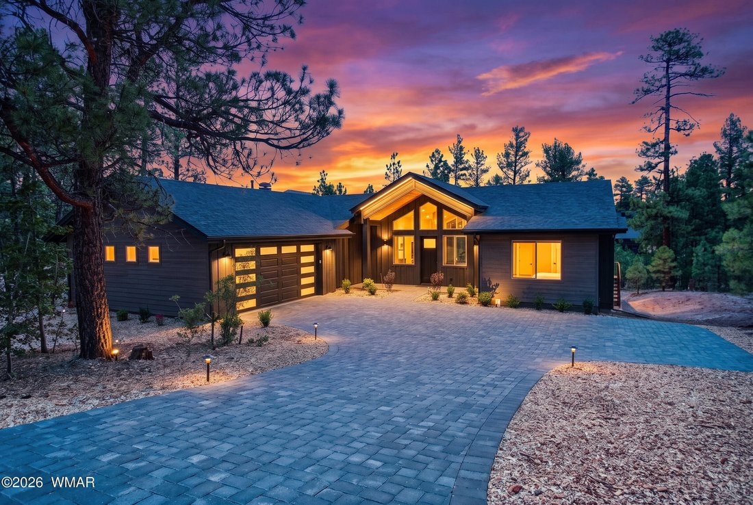 Show Low, Arizona, United States 1 - 17991089