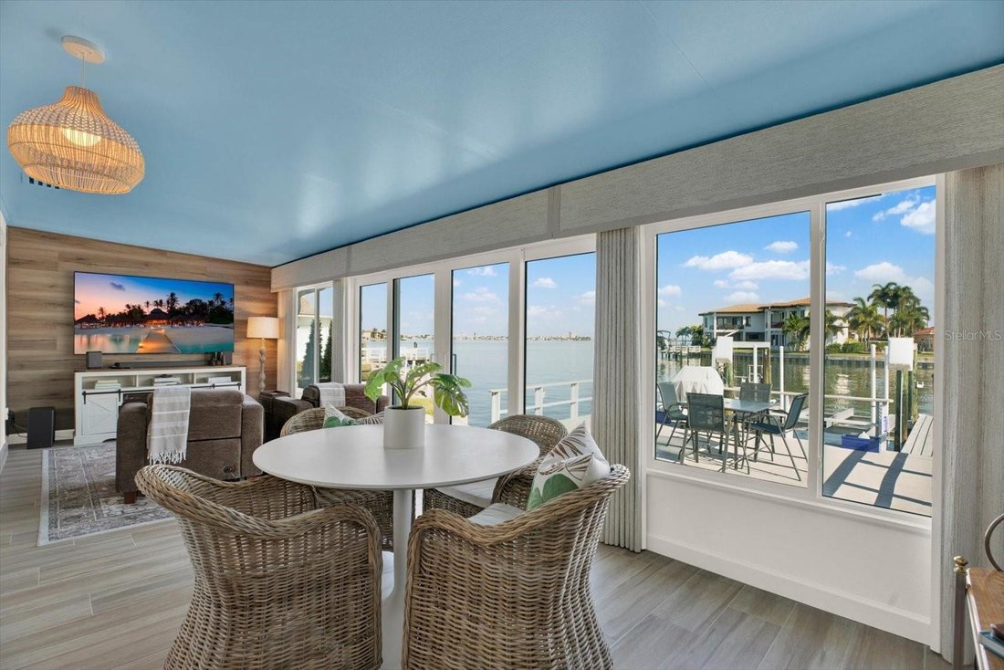 Townhouse in Madeira Beach, Florida, United States 5 - 18330689