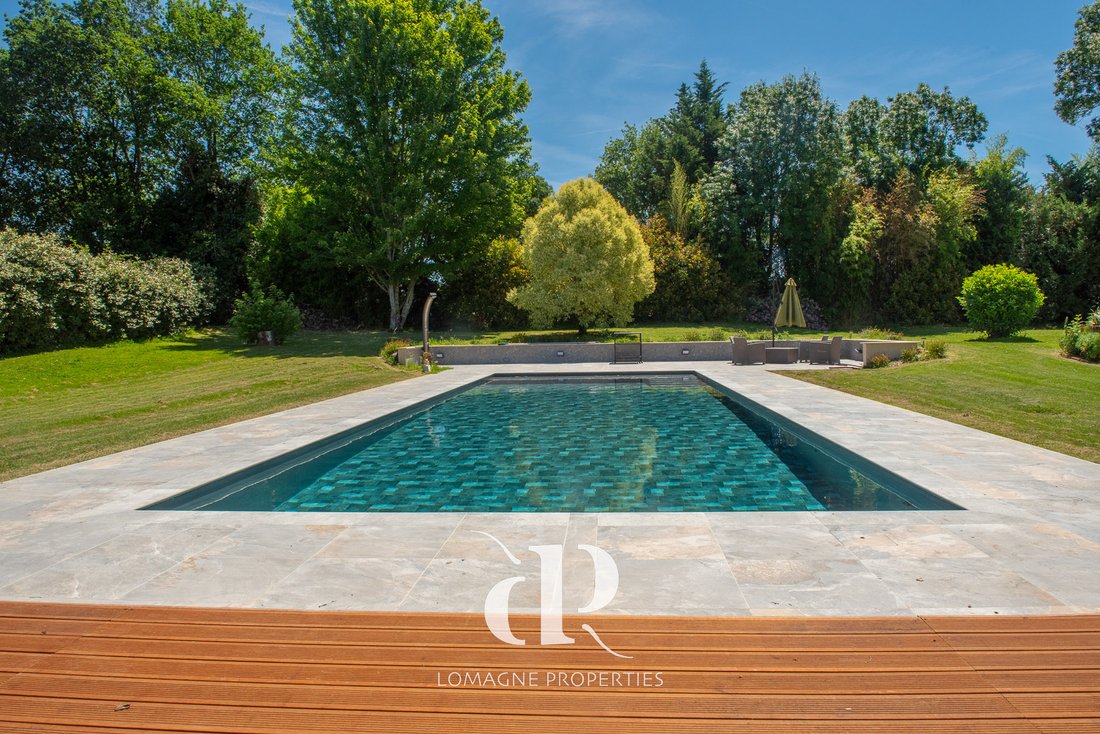 Country House in Beaumont-de-Lomagne, Occitania, France 2 - 18331090